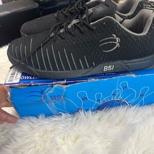 Men's Black Athletic Bowling Shoes